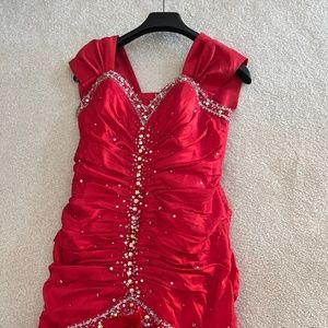 Gorgeous Ladies Evening Gown